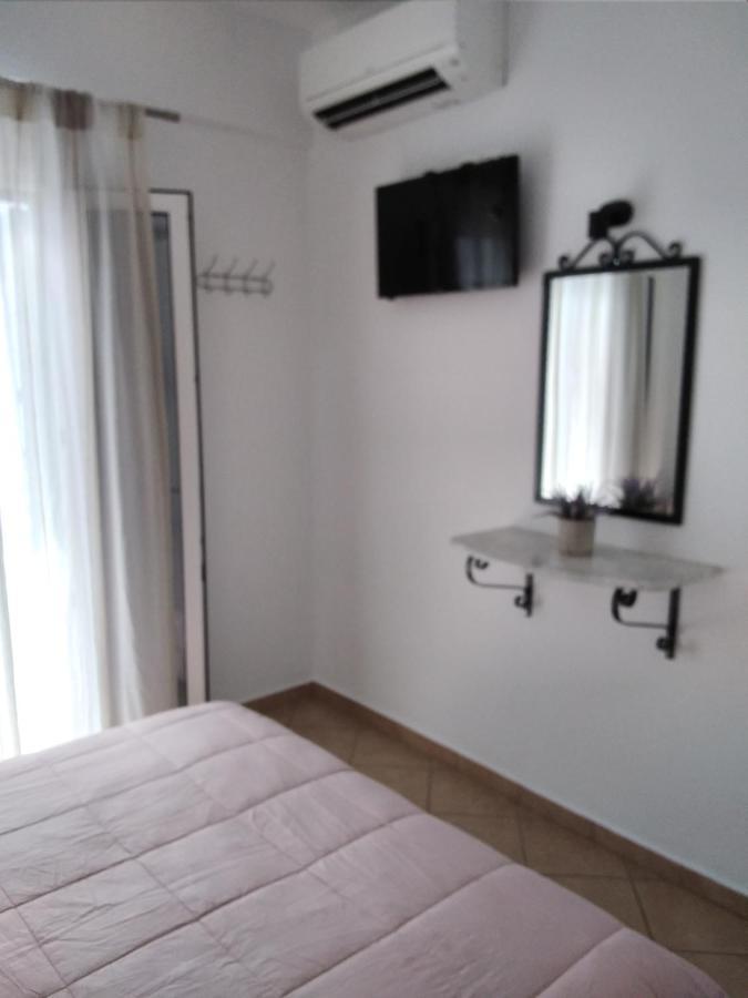 Celeste Apartments Ornos  Buitenkant foto