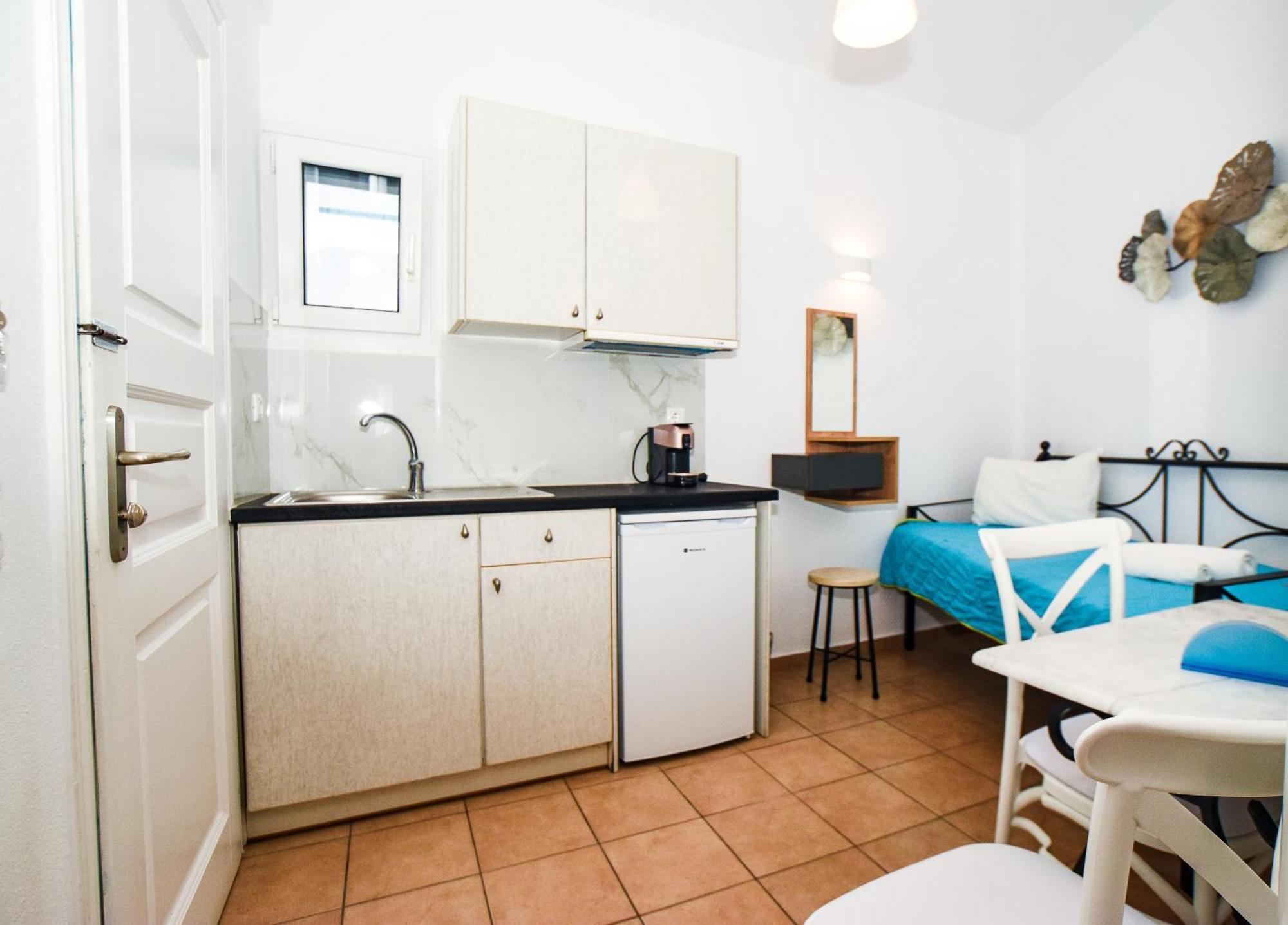 Celeste Apartments Ornos  Buitenkant foto