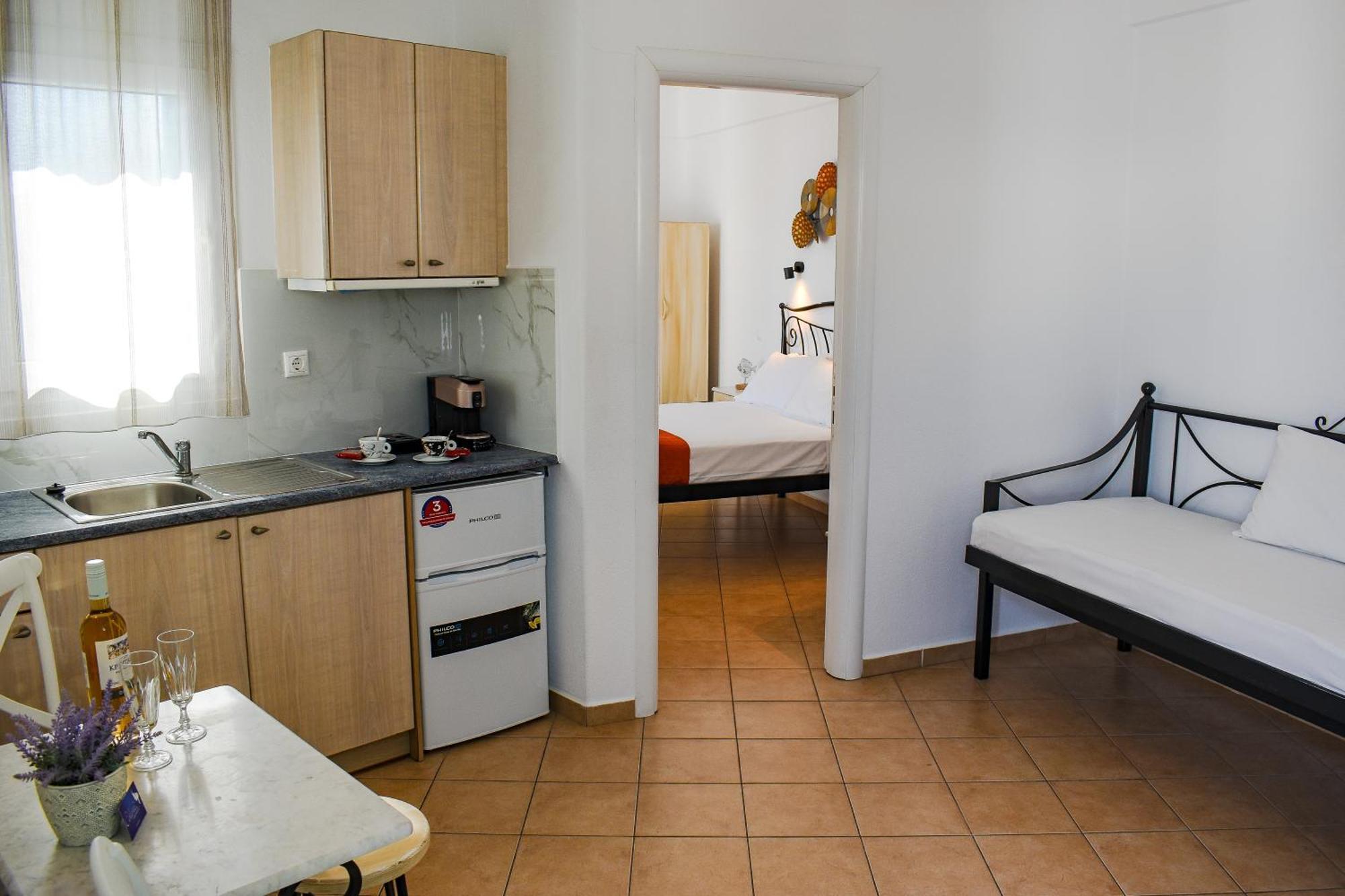 Celeste Apartments Ornos  Buitenkant foto