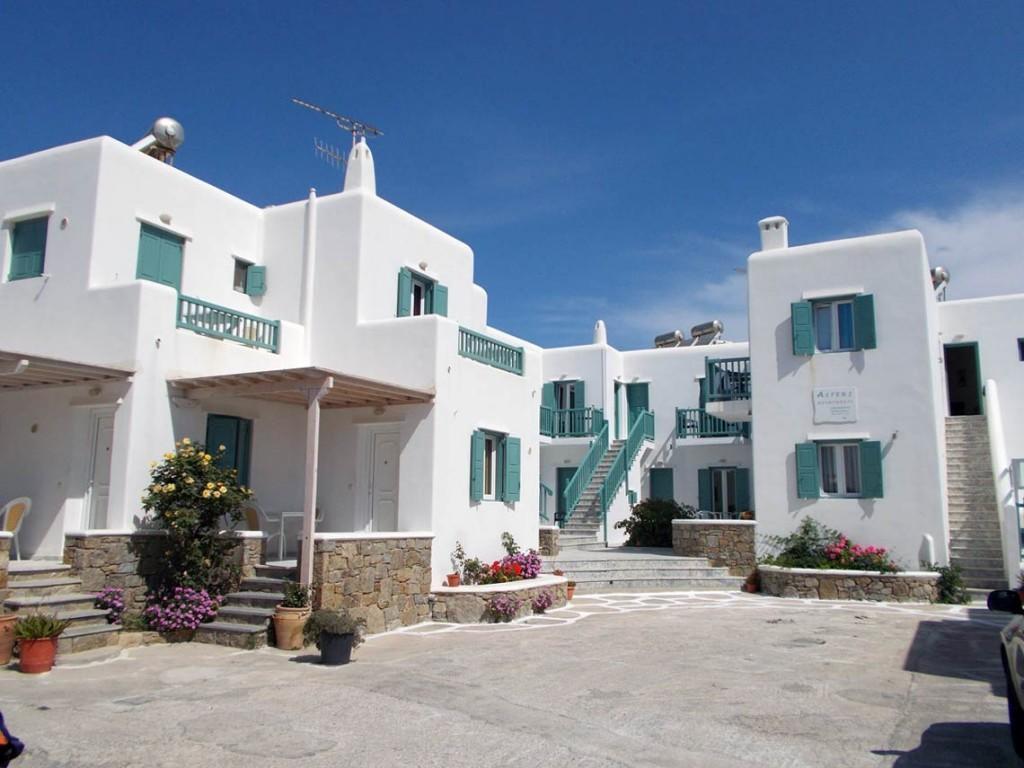 Celeste Apartments Ornos  Buitenkant foto